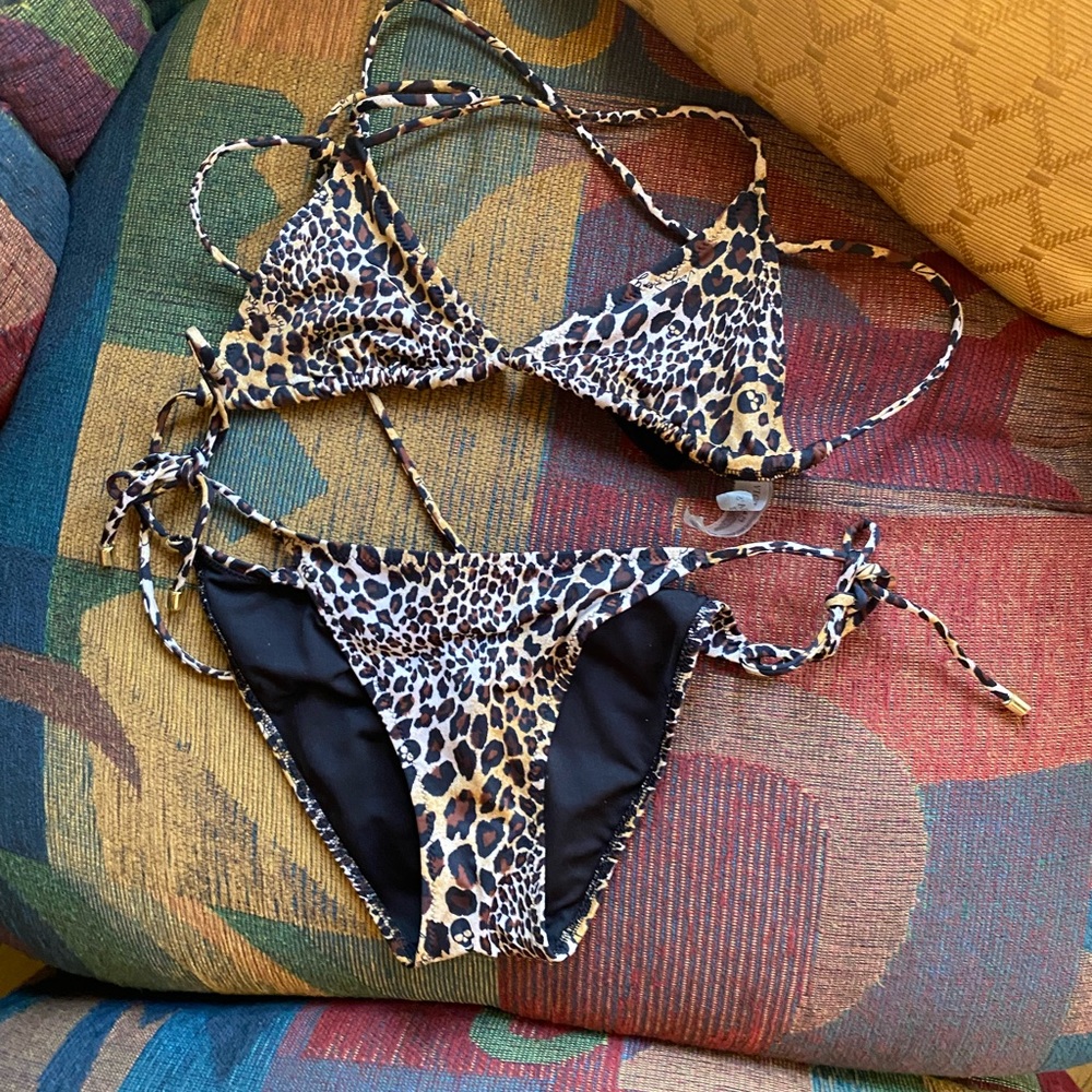 Vintage sexy Victoria’s Secret cheetah print bikini